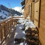 Alpesi faház Chalet Au Coeur De La Plagne