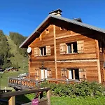 Alpesi faház Chalet Au Coeur De La Plagne